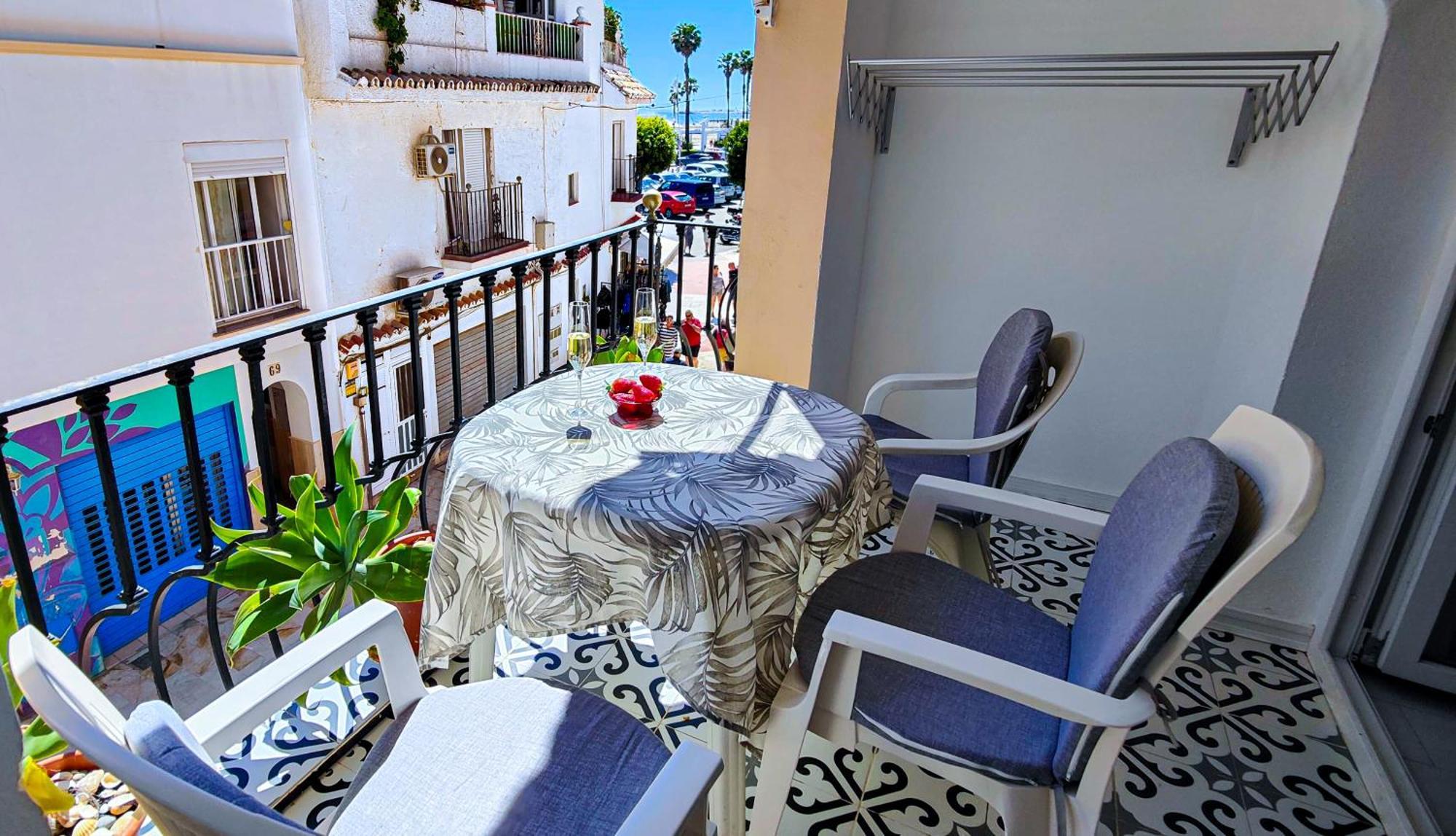 Bonito Apartamento En Playa De La Carihuela Torremolinos Bagian luar foto